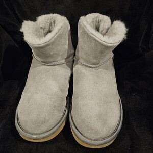 UGG Women's Gray Suede Winter Boots